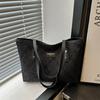 Bolsa de Axila de Design de Nicho de Alta Qualidade 2025, Bolsa de Ombro Moderna e Casual, Bolsa Tote Simples Moderna e Personalizada