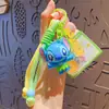 Llavero Auténtico de Dibujos Animados de Verano en la Playa Stitch Colgante Lindo para Bolso Llavero de Coche Pequeño Regalo Venta al por Mayor