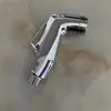 Traje de boquilla rociadora para mujer al por mayor pistola rociadora para inodoro inodoro potenciador de descarga de inodoro ducha pequeña juego de tres piezas