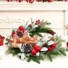 Amazon nuevas decoraciones navideñas guirnalda de simulación de hoja de eucalipto media corona colgante para puerta ventana de Navidad