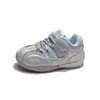 Zapatillas deportivas para niños, nueva colección otoño 2026, transpirables y casuales para correr para niñas, adecuadas para usar al aire libre, con suelas blandas