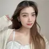 Pendientes de botón de plata S925 para mujer Clip para oreja sin perforación color rojo vino retro Diseño de nicho nuevo 2022 joyería al por mayor