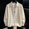 Camisa a cuadros retro estilo americano, camisa casual de manga larga holgada para hombre para primavera/otoño, cárdigan versátil, prenda exterior para pareja