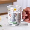 Novo Copo de Leite com Escala de Vidro Estilo Ins Copo com Canudo Copo de Suco Copo Transparente de Desenho Animado Fofo Atacado