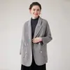 Novo Casaco de Lã Dupla Face Feminino para Outono e Inverno, com Gola Boneca, Mangas Longas e Bolsos Duplos para um Visual Jovem