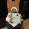 Bolso Casual de Moda con Personalidad para Mujer, Nuevo Bolso Cuadrado Pequeño Tendencia Primavera 2026, Bolso Cruzado de Hombro Único con Diseño de Nicho