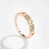 Anillo de Moda Transfronterizo de Cobre Incrustado con Circonita para Mujer, Estilo de Nicho de Gama Alta, Tienda Mayorista Exclusiva de Joyería del Sudeste Asiático en Amazon
