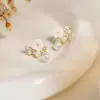 Brincos de Flor e Pérola Europeus e Americanos Transfronteiriços para Mulheres Novos Brincos de Tarraxa de Luxo Leve Brinco de Camélia