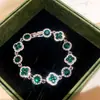 Pulsera Ovalada de Zirconia Estilo Palacio Francés, Pulsera de Temperamento Dulce y Versátil, Lujo Ligero, Joyería de Mano de Alta Gama y Exquisita para Mujeres