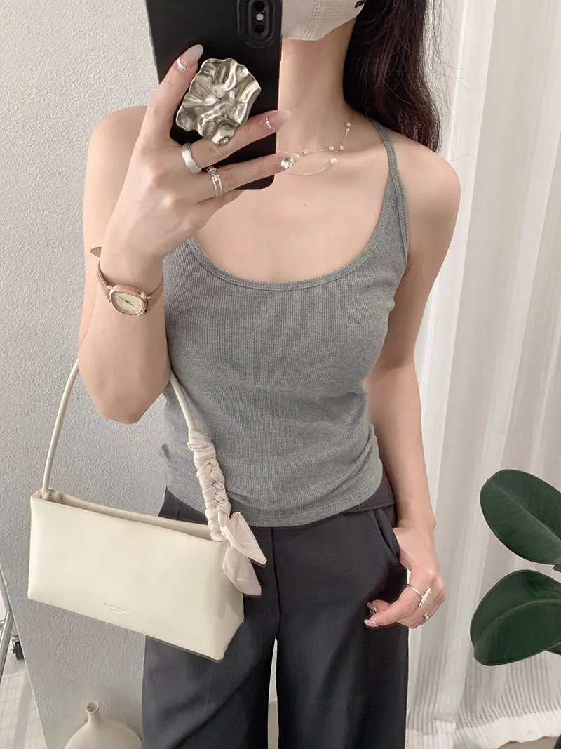 7049 (1).JPG