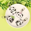 Chaveiro de Panda Fofo de Desenho Animado Chaveiro Comendo Bambu Pingente de Mochila de Estudante Enfeite Pendurado Decorativo DIY Acessório de Acrílico