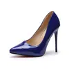 Zapatos de mujer de talla grande de comercio exterior punta tacón de aguja escotados tacones altos zapatos negros profesionales para el trabajo zapatos de una sola capa 35-44