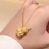 Colar de Prata Esterlina S925 com Acabamento Escovado Antigo, Cor Dourada, Três Dimensões de Abóbora e Cabaça, Nova Corrente Clavicular Exquisita Estilo Chinês