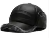 Chapéu masculino de meia-idade inverno quente espesso forrado com fleece boné bico de pato proteção para as orelhas camurça chapéu Lei Feng chapéu para meia-idade e idosos