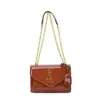 Bolsa Pequena de Couro Patente Estilo Francês de Luxo Leve para Mulheres, Novo Modelo 2026, Bolsa de Ombro com Corrente Texturizada Versátil, Bolsa Quadrada Pequena de Ombro, Bolsa Transversal
