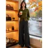 Traje de Punto con Solapa Verde y Pantalones Anchos Grises para Mujer Primavera y Otoño 2025 Conjunto Casual Elegante de Dos Piezas