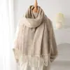 Cachecol Xale Quente Jacquard Imitação de Caxemira Estilo Chanel Unissex Universal Outono e Inverno Fio Circular Cachecol com Franja Versátil Novo