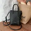 Bolsa Saco de Moda de Nicho para Mulheres, Bolsa de Ombro Casual Retro Simples, Nova Bolsa Transversal para Celular com Padrão Trançado 2026