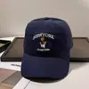 Boné de Baseball Bordado de Urso para Mulheres, Estilo Coreano Casual Versátil para Primavera e Verão, Aba Larga, Top Macio Emagrecedor de Rosto, Boné tipo Bico de Pato para Homens