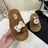 Leves e confortáveis, permitindo que seus pés se sintam livres. Sapatos separadores de dedos adultos nas cores marrom, camelo, preto, bege