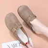 2026 Sapatos Preguiçosos Primavera Verão Respirável Roupa Externa Feminina Sapatos de Calçar Simples Sapatos Rasos Femininos Sapatos Birkenstock Novo Estilo Bico Fechado Meio Chinelos