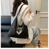 Mochila de Viaje Transfronteriza Verano Nuevo Cadena de Perlas Gran Capacidad Bolso de Hombro Moderno Bolso Cruzado con Lazo para Mujer