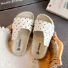 Zapatillas Versátiles de Verano con Lunares para Niñas Jóvenes 2026, Sandalias de Una Tira Estilo Francés para Niñas para Usar Afuera en la Playa
