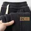 Pantalones Casuales de Pana para Hombre Otoño Invierno 2026 Nuevos Pantalones Largos Engrosados con Terciopelo Joggers Pantalones Deportivos Casuales