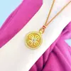 Aleación de Cobre Tienda de Oro Mismo Estilo Vajra Tachonado de Diamantes Ocho Tesoros Giratorios Brújula Luo Colgante Oro de Simulación Gama Alta Nicho Collar