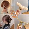 Uma geração de pelúcia postal agarrar hairpin cabelo feminino agarrar temperamento francês grande tubarão clipe sentindo hairpin