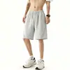 Shorts esportivo masculino cinza patchwork desconstruído, verão, cintura elástica resistente com cordão, corte reto, comprimento no joelho