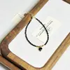 Colar de Aço Titânio Espinélio Preto Feminino Corrente Clavicular com Contas de Cristal Design de Nicho Simples Versátil Corrente para Suéter Feminino