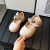 Sapatos Pequenos de Couro para Meninas 2026 Nova Primavera e Outono Crianças Médias e Grandes Estudante Dança Sapatos de Princesa Performance Infantil Sapatos Únicos Boneca