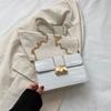 Bolso pequeño con textura de bloqueo para mujer, estilo Hong Kong, nuevo estilo, estilo occidental, bandolera con cadena para el hombro, verano 2024