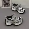 Zapatos de papá para mujer, nueva colección otoño 2026, retro y modernos, ligeros, de suela gruesa, que aumentan la altura, estilo urbano, diseño de nicho, zapatos casuales inspirados en el durián