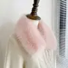 Cachecol de Pelúcia de Alta Qualidade para Mulheres, Novo Estilo Coreano Inverno 2025 Retrô Moda Pelo Aquecedor de Pescoço Versátil para Figuras Pequenas