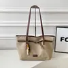Bolso de Axila de Alta Gama Retro para Mujer 2026 Nueva Moda Casual para el Trabajo Bolso Tote de Gran Capacidad Bolso de Hombro Único
