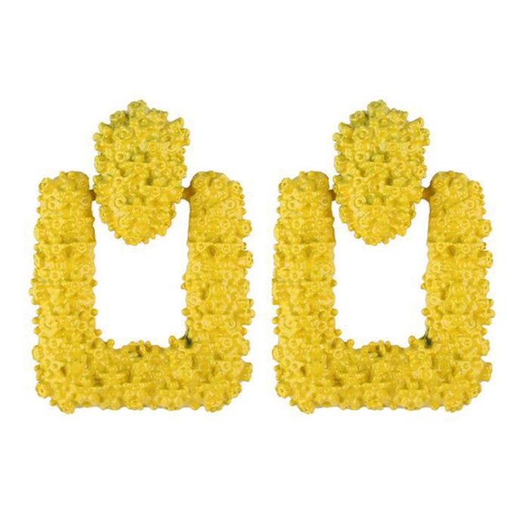 9476585077_1626211359