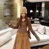 Nueva Camiseta de Manga Larga a Rayas Estilo Coreano 2025 para Mujer, Ropa Interior de Otoño Ajustada, Camisa Base que Ceñe la Cintura, Top de Moda
