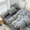 Juego de cuatro piezas de terciopelo de leche de invierno, sábana y funda de edredón de forro polar de coral grado A, funda de edredón de franela, más un juego de ropa de cama de tres piezas con forro polar para otoño