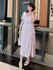 Vestido Inno Talla Grande Cuello Cuadrado Modificado Fresco y Suave Verano 2026 Nuevo Vestido de Longitud Media con Estampado de Satén 265192