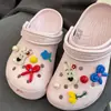 Charms para Tamancos Infantis DIY Balão Cachorro Desenho Animado Fofo Acessórios Decorativos Resina Dopamina Decorações para Sapatos Destacáveis