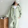 Conjunto novo de moletom com capuz casual de outono para meninas, jaqueta externa grande para estudantes crianças, calças de moletom, calças de perna larga, calças compridas