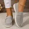 Zapatos de Vestir Individuales Perezosos Transfronterizos Europeos y Americanos 2025 Gamuza Comercio Exterior Estilo Nuevo Fondo Plano Talla Grande Mocasines Slip-on Venta al por Mayor Talla Grande
