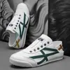 2026 Nuevos Zapatos de Tela Transpirables de Moda para Hombre, Estilo Popular en Línea, Mocasines Slip-On para Hombres Jóvenes