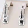 Venda Quente Europeia e Americana Rodada Irregular Diamante Branco Super Brilhante Salto Alto Design Argola de Orelha Personalidade de Alto Padrão Brilho Leve Brincos