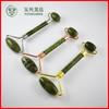 Rodillo de Jade Tabla Gua Sha Natural Masajeador Facial Herramienta de Belleza Verde Jade Doble Cabeza Fabricante Transfronterizo Mayorista