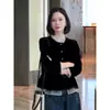 Moda Femenina de Primavera Estilo Francés Cuello de Flor de Loto Manga Larga Camisa Negra de Terciopelo con Incrustaciones de Encaje Top Básico Retro para Mujer