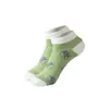 Calcetines de dibujos animados transfronterizos, calcetines de estilo europeo y americano de moda, calcetines con estampado de animales, calcetines para parejas, calcetines cortos de otoño/invierno, calcetines de Zhuji, al por mayor en stock