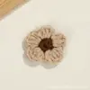 Flores pequeñas de hilo tejidas a mano flores tejidas lindas accesorios para el cabello DIY broches zapatos calcetines ropa accesorios decorativos